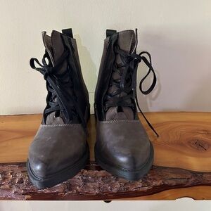 Bueno NWOT the Ratan Dark Brown Combat Boots Size 36